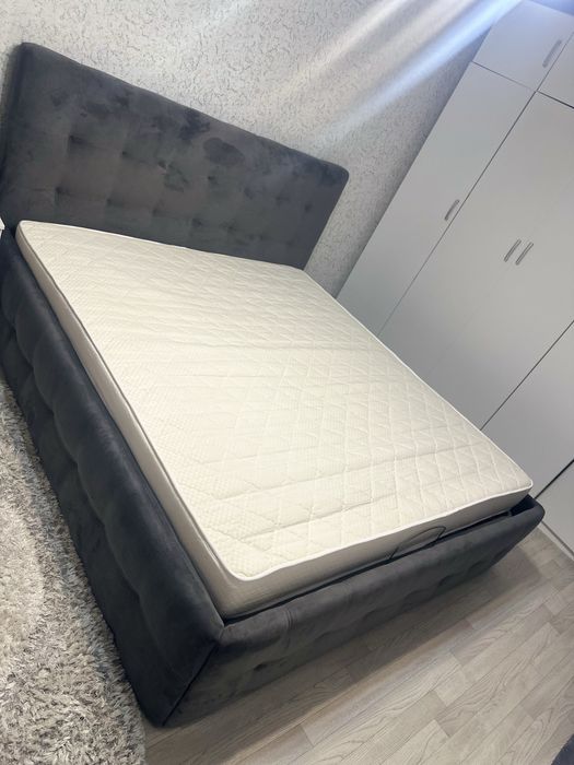 Продаю матрас 180/200