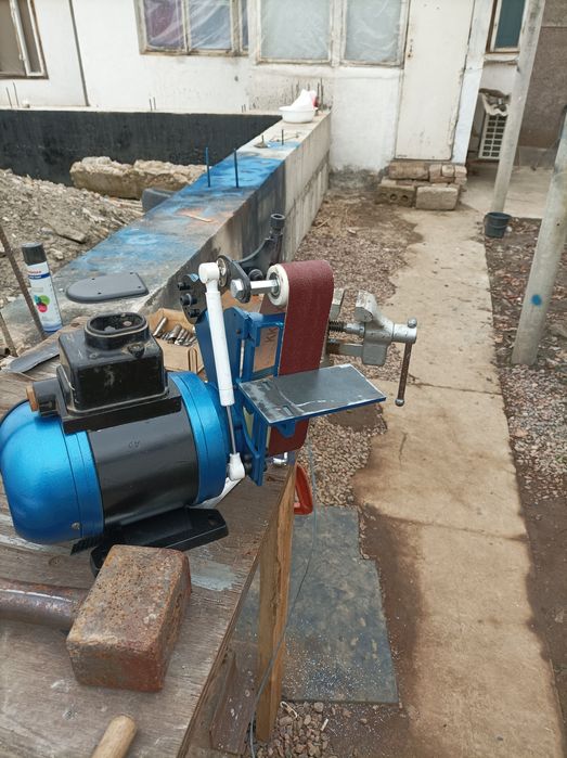 Гриндер (ленточно шлифовальная машина ) Универсальная