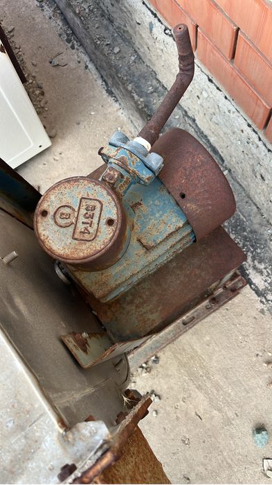 центробежный вентилятор (улитка).