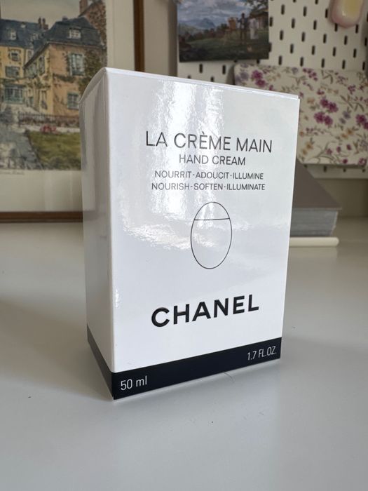 Нов Крем за ръце chanel la creme main 50 ml