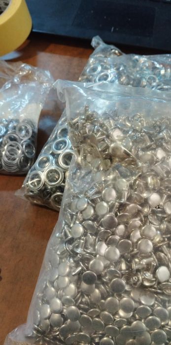 Рапидки и Капси двулицеви