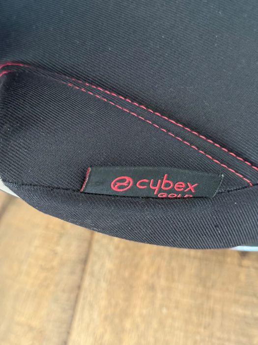 Scaun auto CYBEX Ferrari – stare foarte bună – 350 lei
