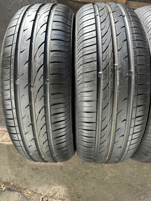 Anvelope Vara noi 185/60 R15 84T cu 165/65 R15 81T NEXEN NBlue HD Plus