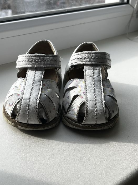 Сандали для девочки