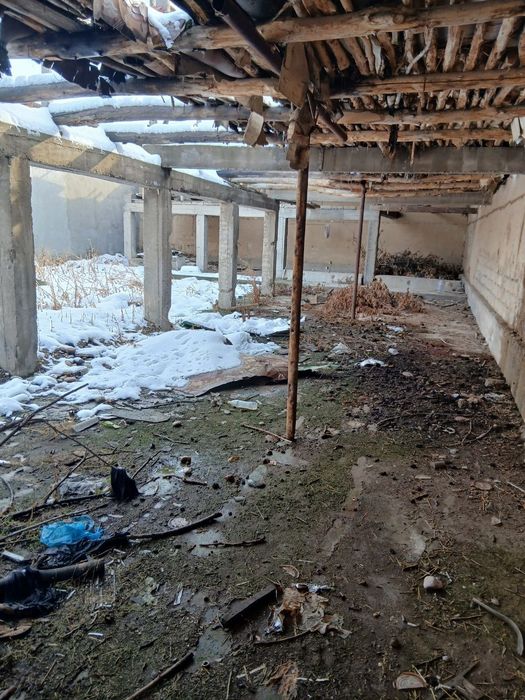 Учаска сотилади 75 000