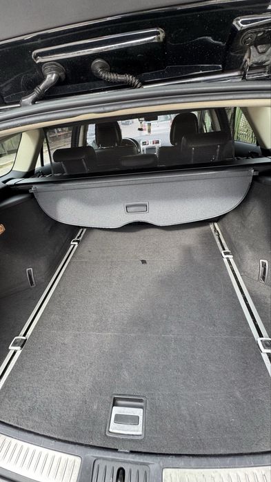 Щора и Мрежа за багажник Toyota Avensis T27