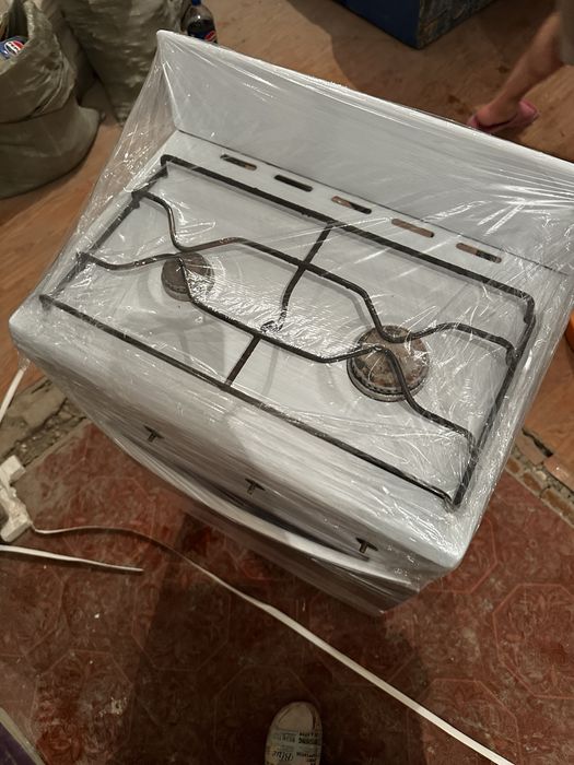Продам , газовую плиту!