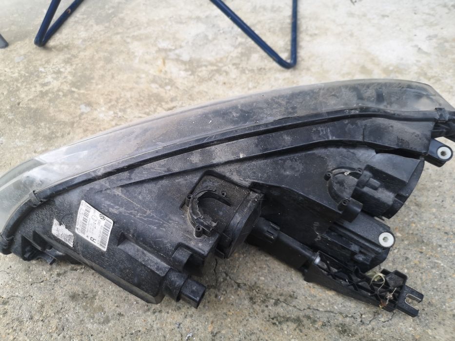 Десен фар за Сеат Алхамбра