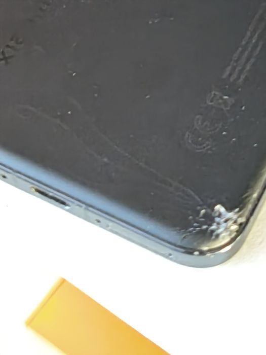 Телефон Xiaomi 14