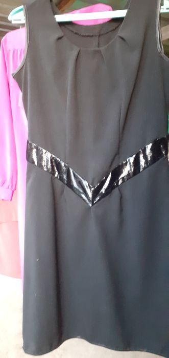 Женская одежда и обувь.