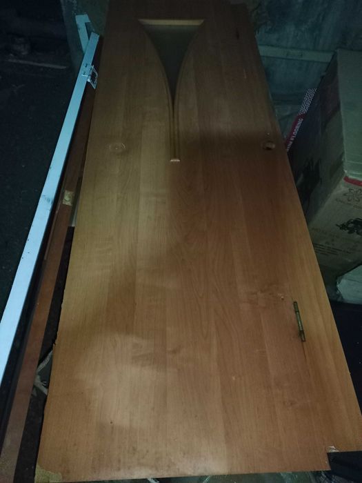 Продам двери размеры 80/200см 70/200см и 60/200см   6мкр(кунаева)