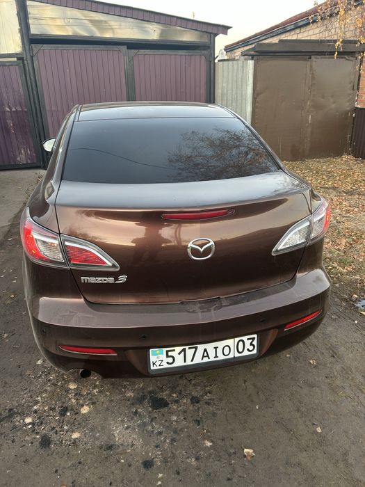 Продам автомобиль Мазда 3 япошка