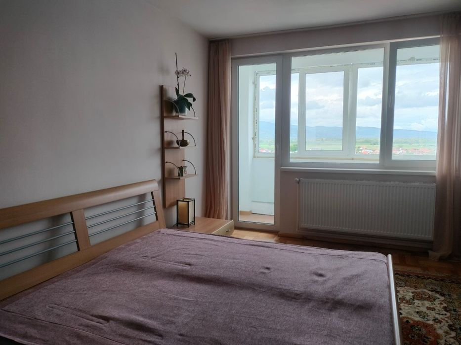 Închiriez apartament 2 camere