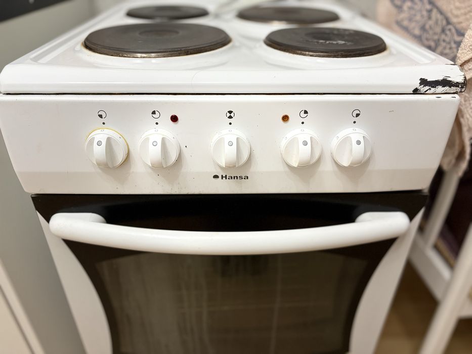 Продается плита, все 4 конфорки рабочие