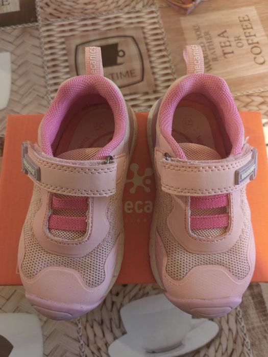 Маратонки biomecanics 23