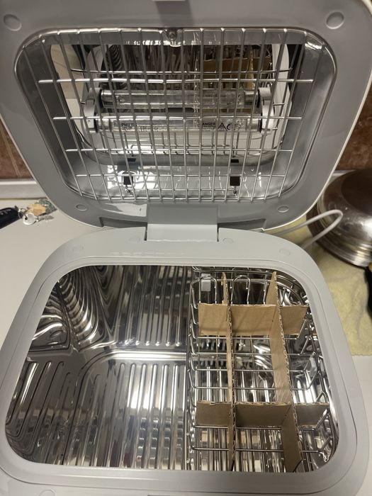 aparat de sterilizare cu UV + dryer si storage