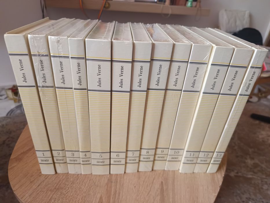 Colecția de cărți Jules Verne 13 volume