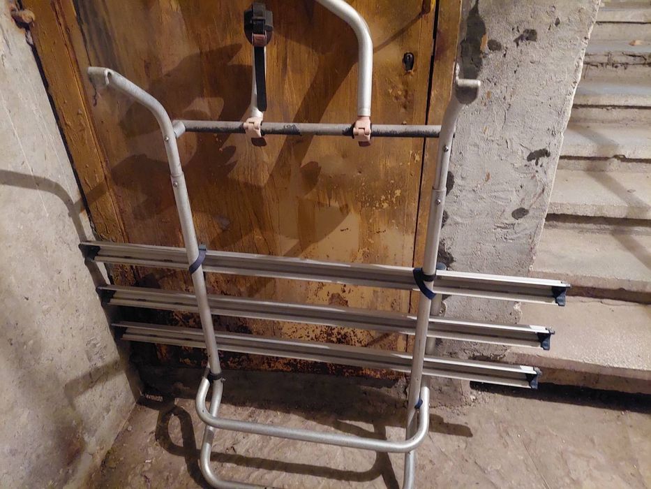 Стойка за колела за каравана