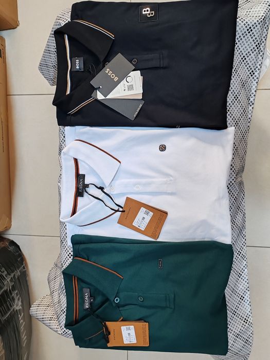 Vind Tricouri original