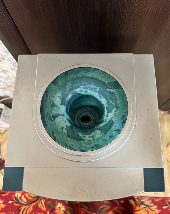 Диспенсер Электронного охлаждения