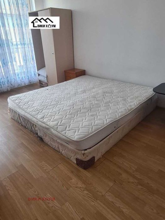 Продава се Четиристаен апартамент в Варна, Център - 160 кв.м за 2000 €/кв.м - Снимка #2