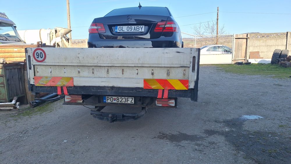 Vând platforma cu oblon