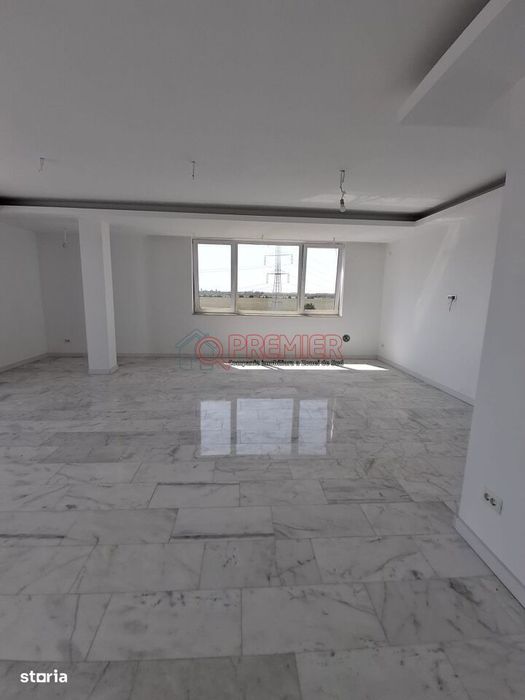 Apartament cu 3 Camere - Terasa Proprie 97 MP - Sector 4