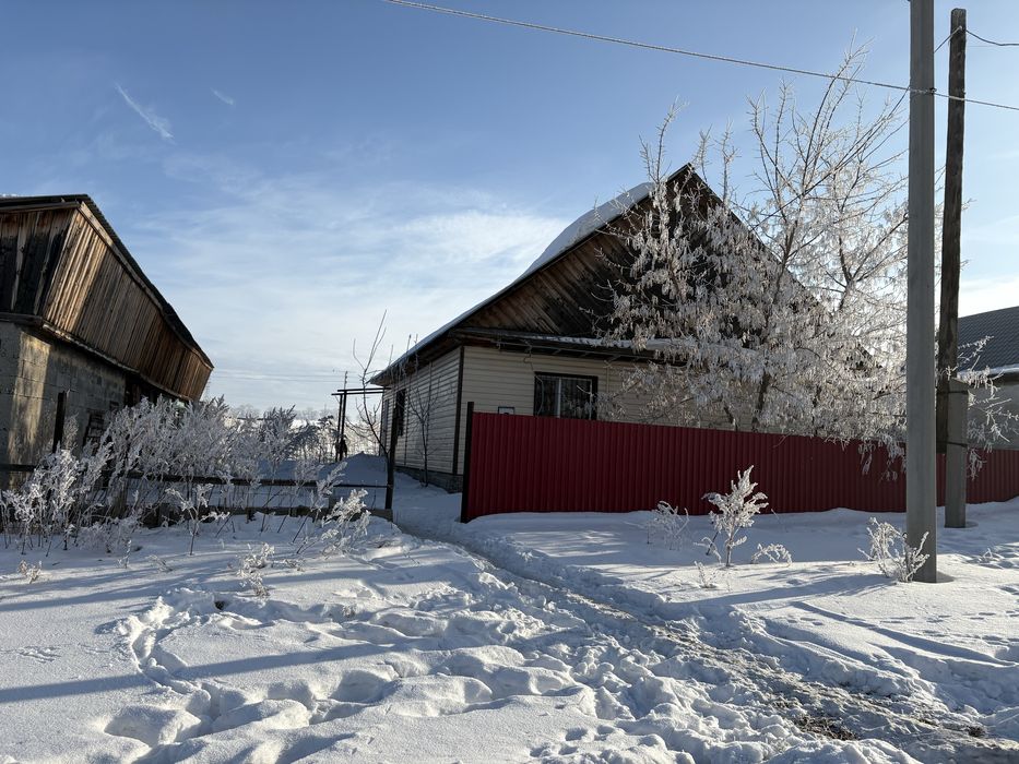 Частный дом в опытном поле