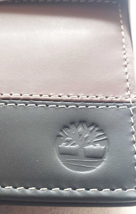 Нов, мъжки портфейл Timberland