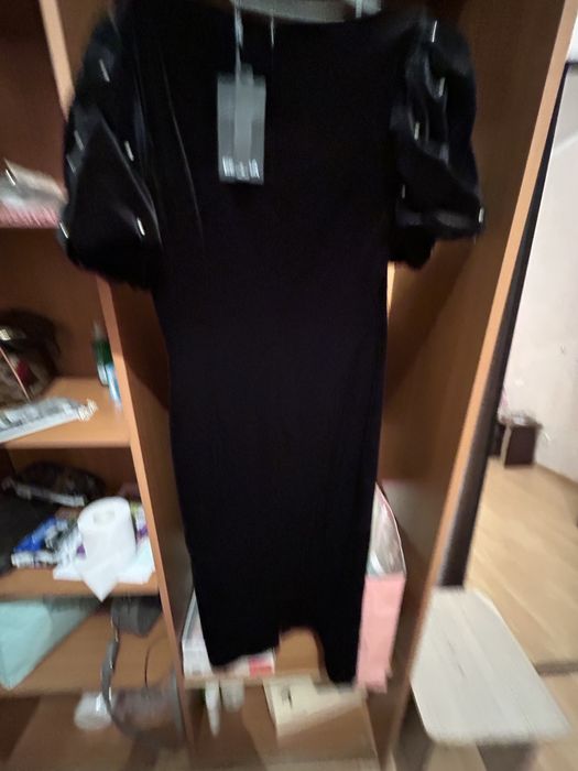 Продам новая платья