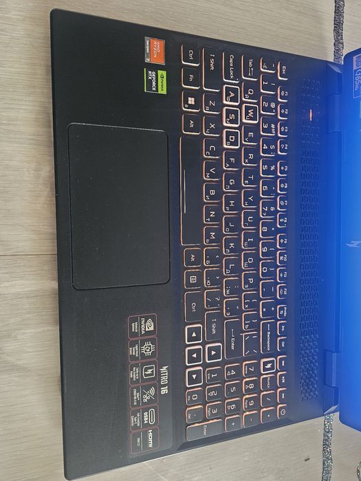 Продаётся игровой ноутбук