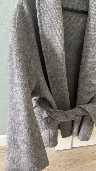 Серое пальто размер стандарт