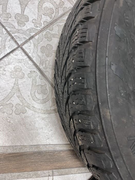 Продам шины размером 17