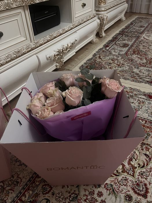 Букет 12 штук розовых роз