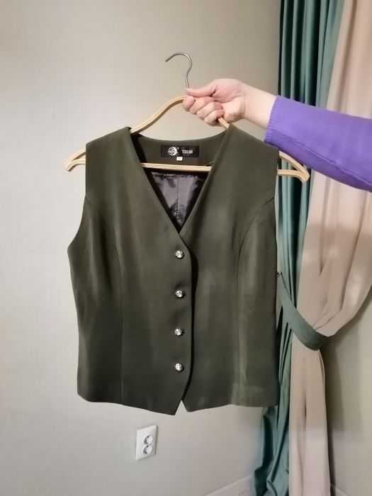 Женский костюм тройка