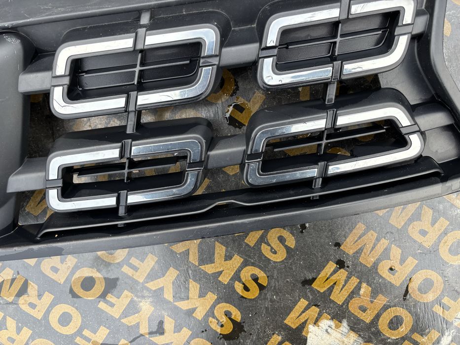 Решетка Dacia Duster