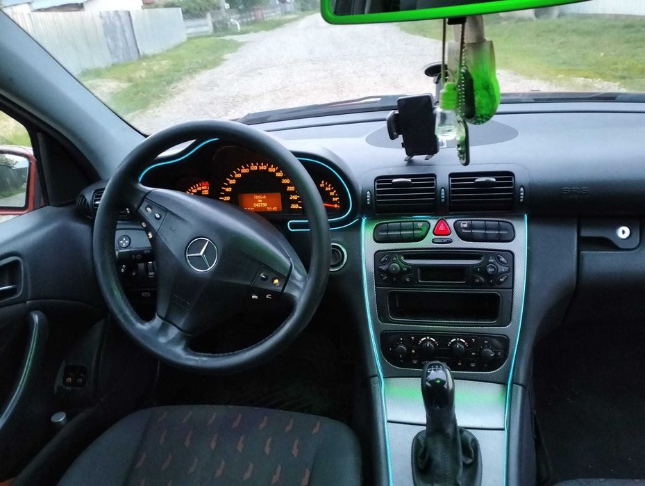 MERCEDES-BENZ C-Class 2001 — imagine 3