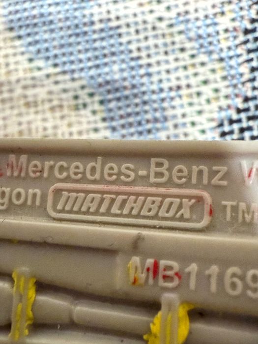 Две  колички Matchbox