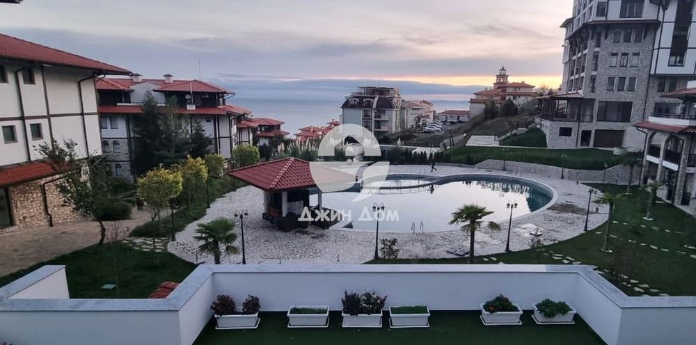 Продава се Едностаен апартамент в Свети Влас - 33 кв.м за 1005 €/кв.м - Снимка #1