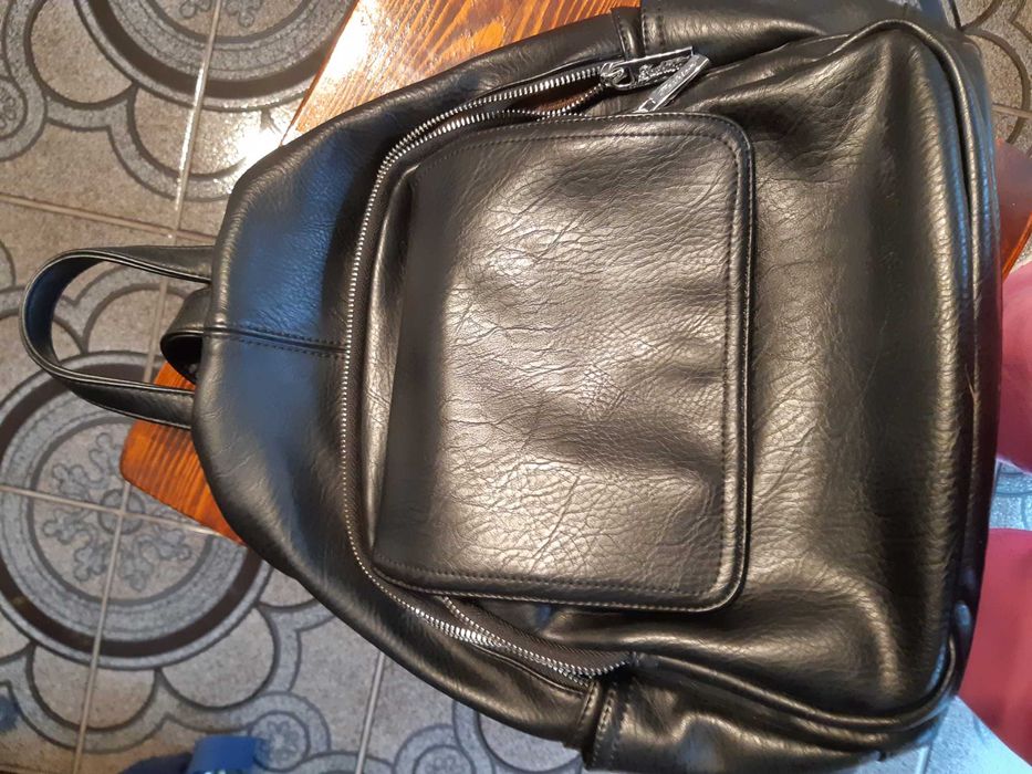 Rucsac dama nou piele ecologica de foarte buna calitate