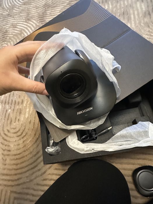 Camera conferinta hikvosion noua