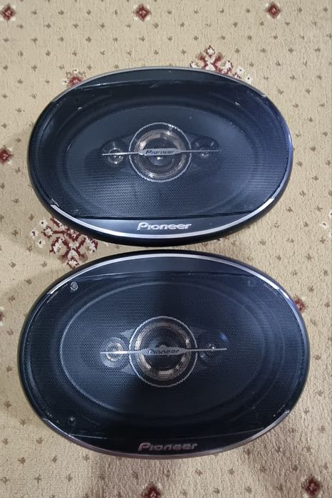 овальные  колонки Pioneer  original

• Система воспроизведения: Коакси