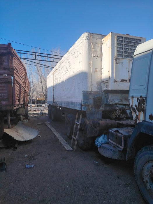 Продается тягач КАМаз