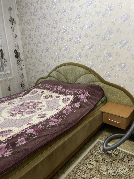 Продам спальный гарнитур