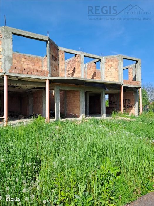Casa nefinalizata de vanzare in Stupini