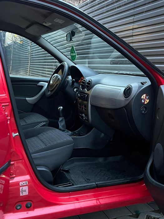 Dacia Logan Model Preferance  2009 1.6MPI 90cp! 199.000KM