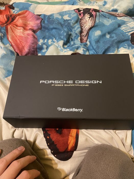 Blackberry Porsche Design 9983 Nou