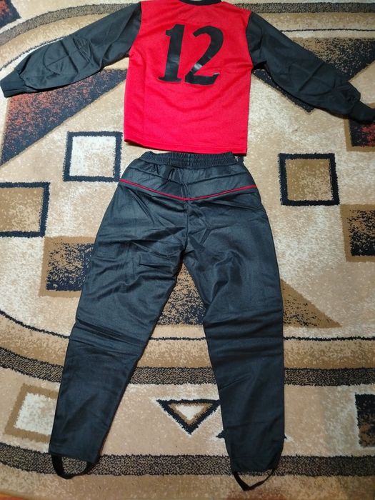 Costum portar mărime 32