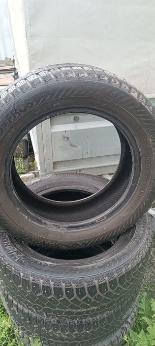 Продам резину на 16