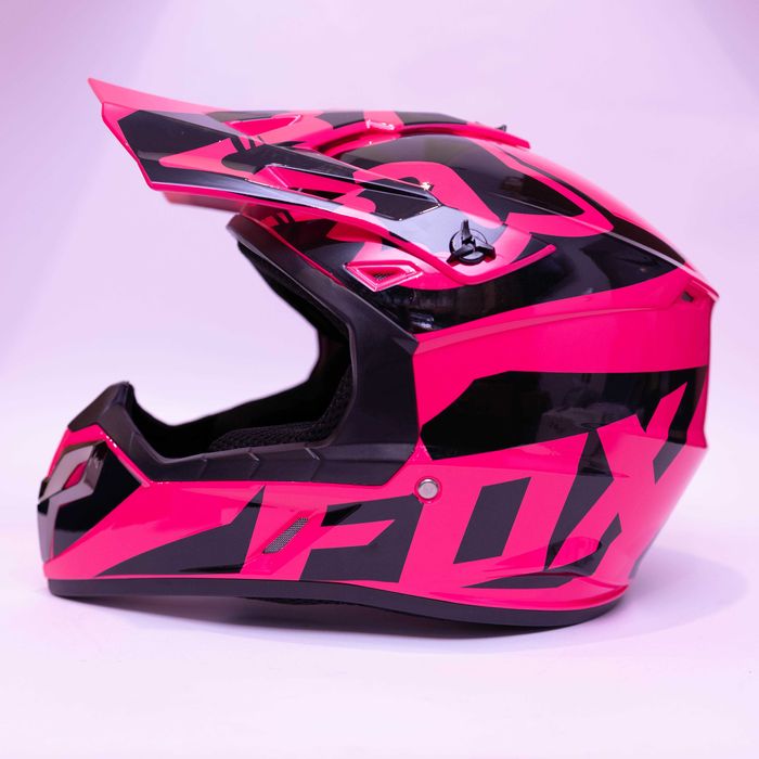 Каска подходяща за мотокрос , планински велосипед , ел. тротинетка